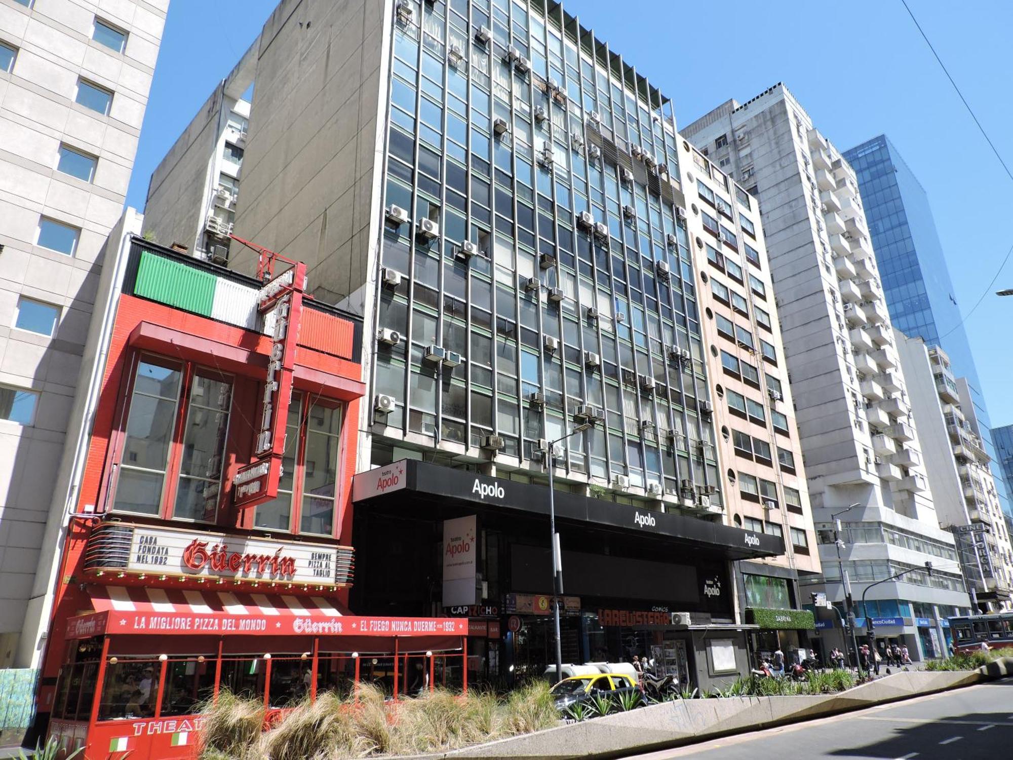 شقة 4 Ventanales Sobre La Avenida Corrientes بوينس آيرس المظهر الخارجي الصورة